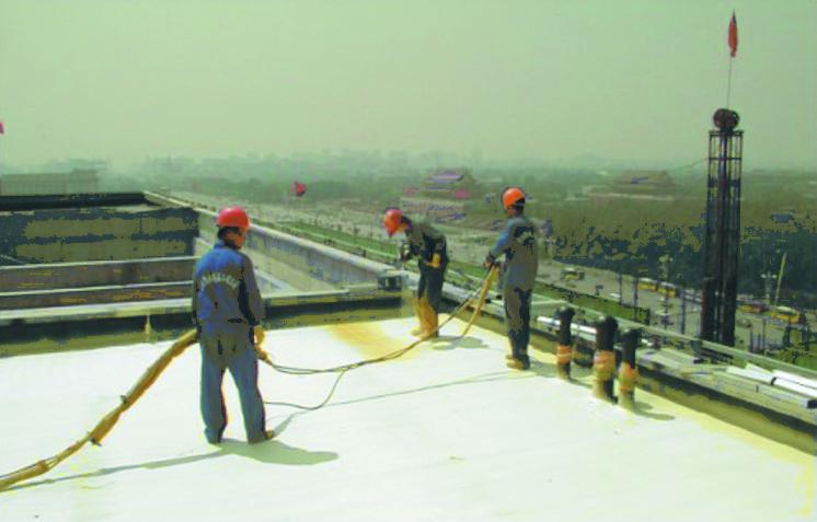 聚氨酯噴涂機(jī)的特點(diǎn)和操作技術(shù)(圖1) 聚氨酯噴涂機(jī)的特點(diǎn)和操作技術(shù)(圖1)